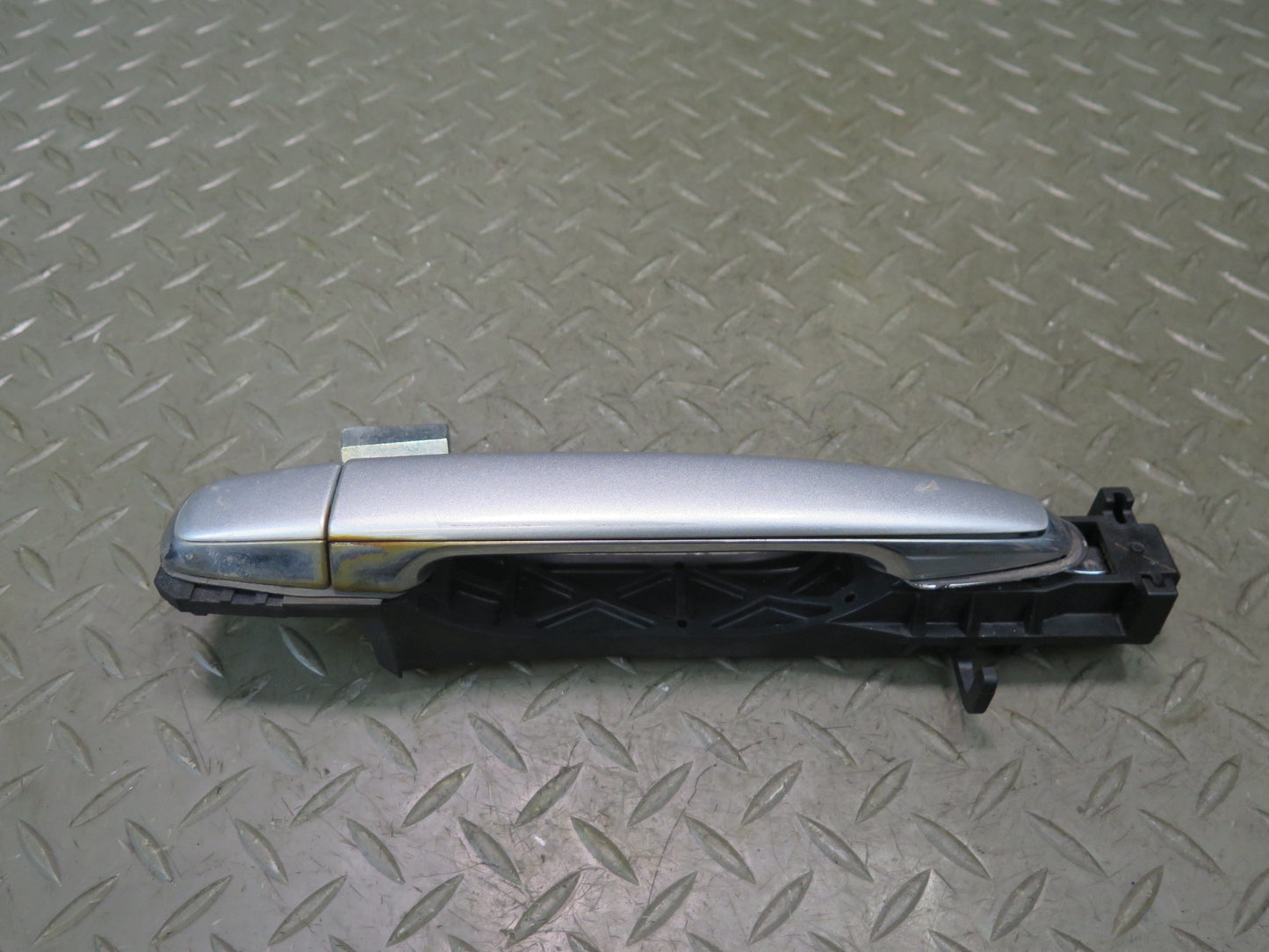 01-03 Lexus UCF30L LS430 Rear Left & Right Door Exterior Handle Set Silver OEM
