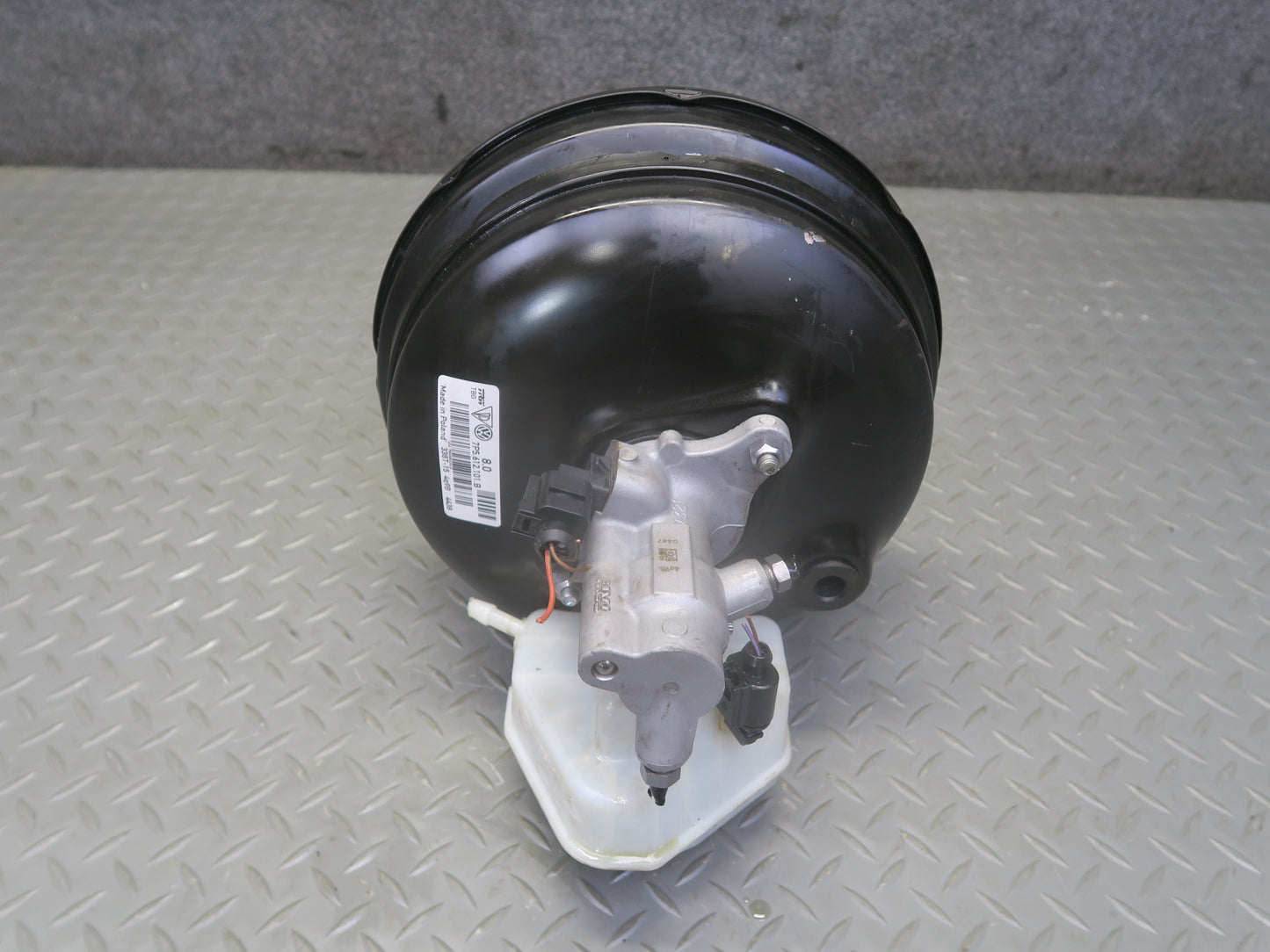 2015-2018 Porsche Cayenne S 958 Hybrid Brake Booster w Master Cylinder Reservoir