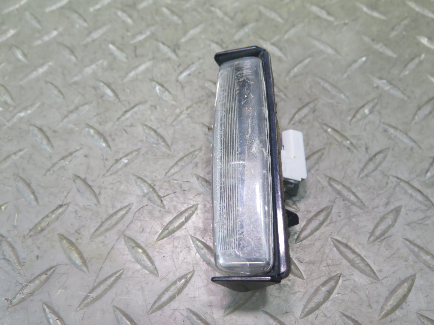 01-06 Lexus UCF30L LS430 Set of 2 Rear Trunk License Plate Light Lamp OEM