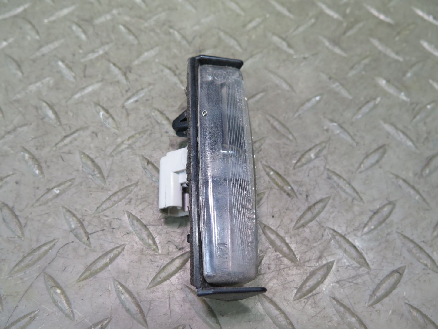 01-06 Lexus UCF30L LS430 Set of 2 Rear Trunk License Plate Light Lamp OEM