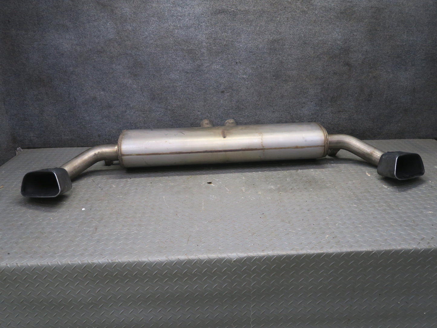 2014-2018 BMW F15 X5 50IX AWD N63 4.4L M-sport Rear Exhaust Muffler w Tips