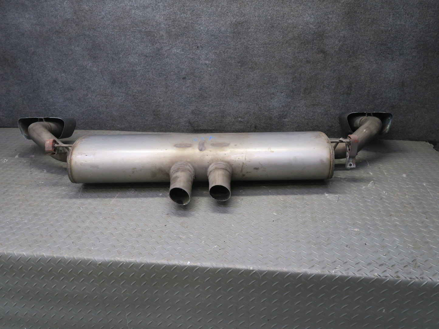 2014-2018 BMW F15 X5 50IX AWD N63 4.4L M-sport Rear Exhaust Muffler w Tips
