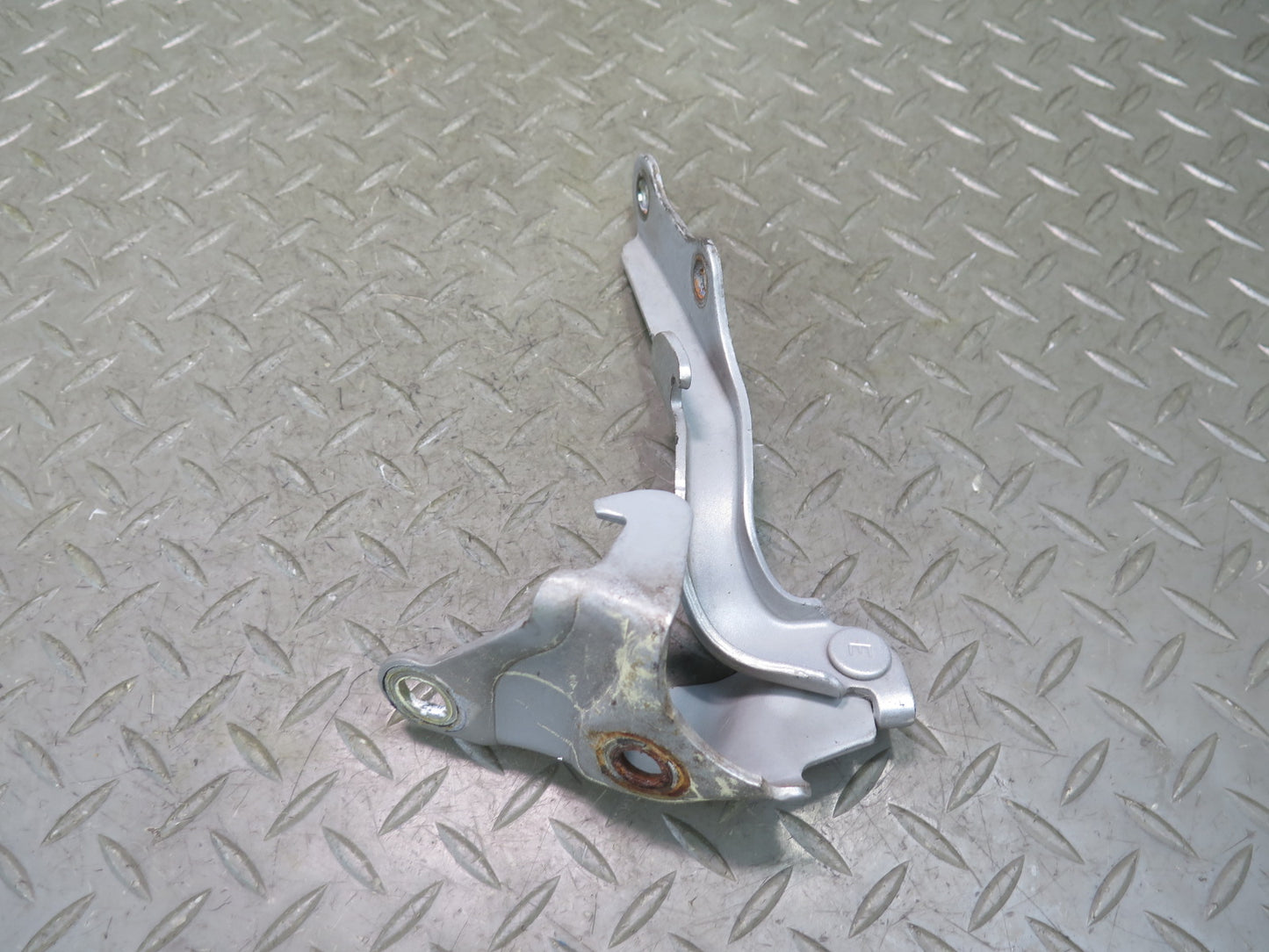 01-06 Lexus UCF30L LS430 Set of 2 Front Left & Right Hood Hinge Silver OEM