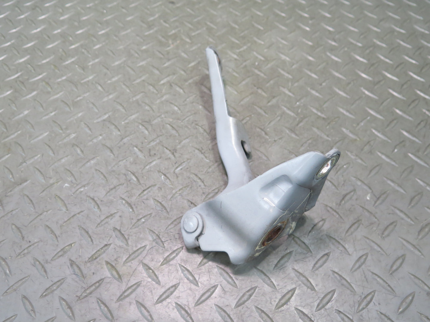 01-06 Lexus UCF30L LS430 Set of 2 Front Left & Right Hood Hinge Silver OEM