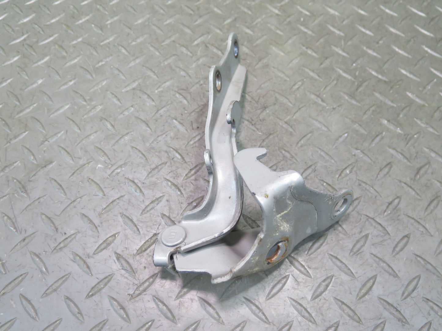 01-06 Lexus UCF30L LS430 Set of 2 Front Left & Right Hood Hinge Silver OEM