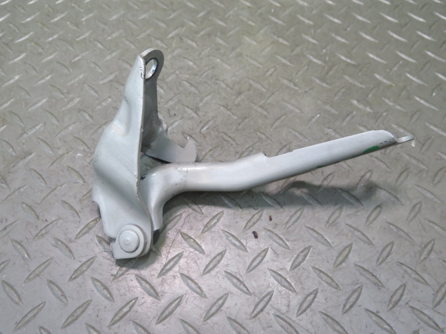 01-06 Lexus UCF30L LS430 Set of 2 Front Left & Right Hood Hinge Silver OEM