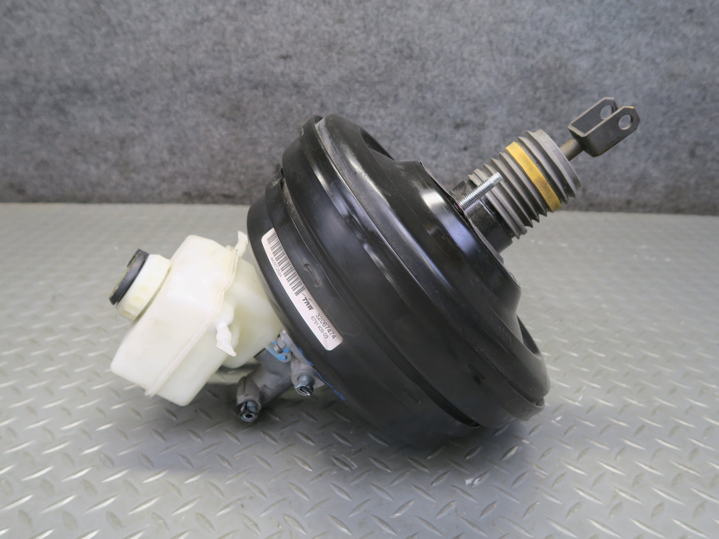 2008-2014 BMW E71 E72 X6 Brake Master Cylinder Booster Fluid Reservoir
