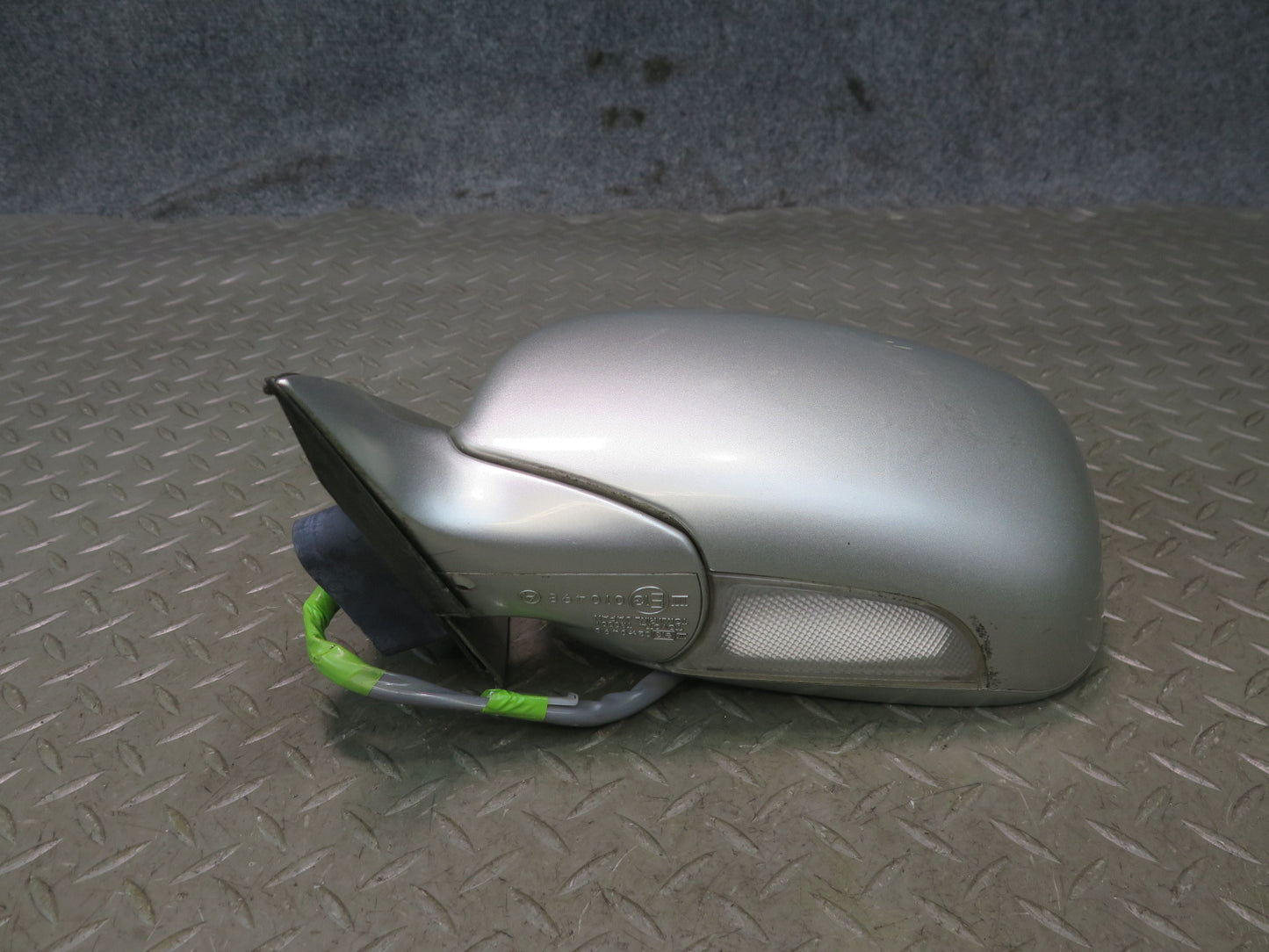 01-03 Lexus UCF30L LS430 Left Power Heated Fold Exterior Side View Mirror OEM