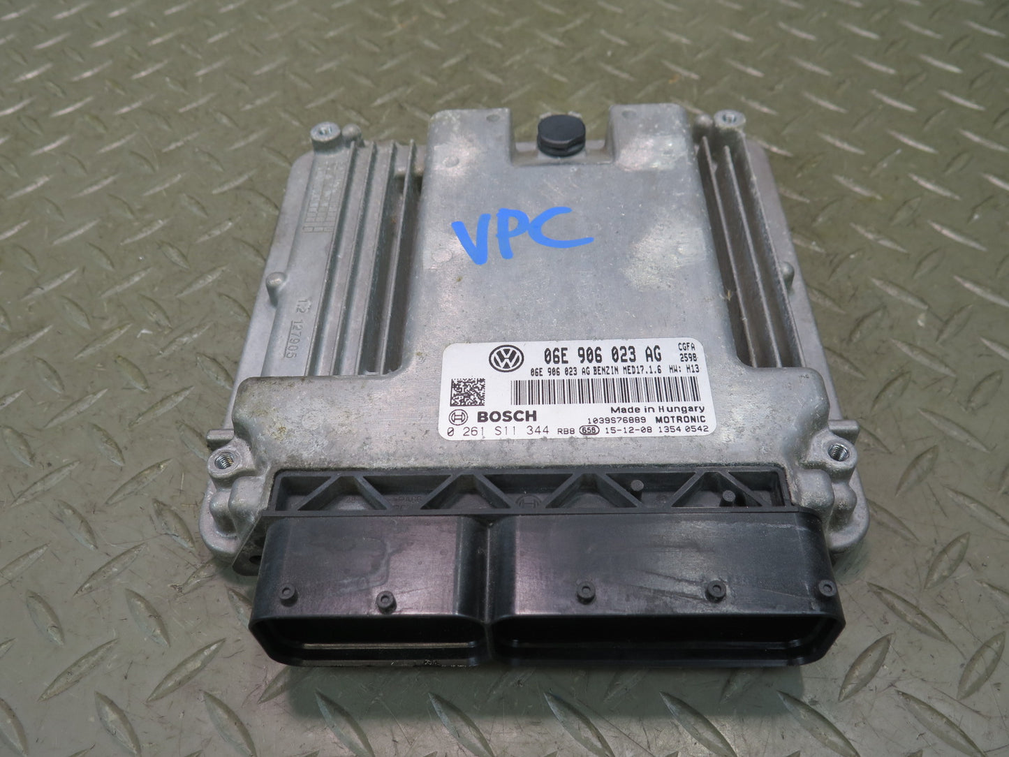 2015-2018 Porsche Cayenne 958 E-hybrid Engine ECU ECM Control Module 06E906023AG