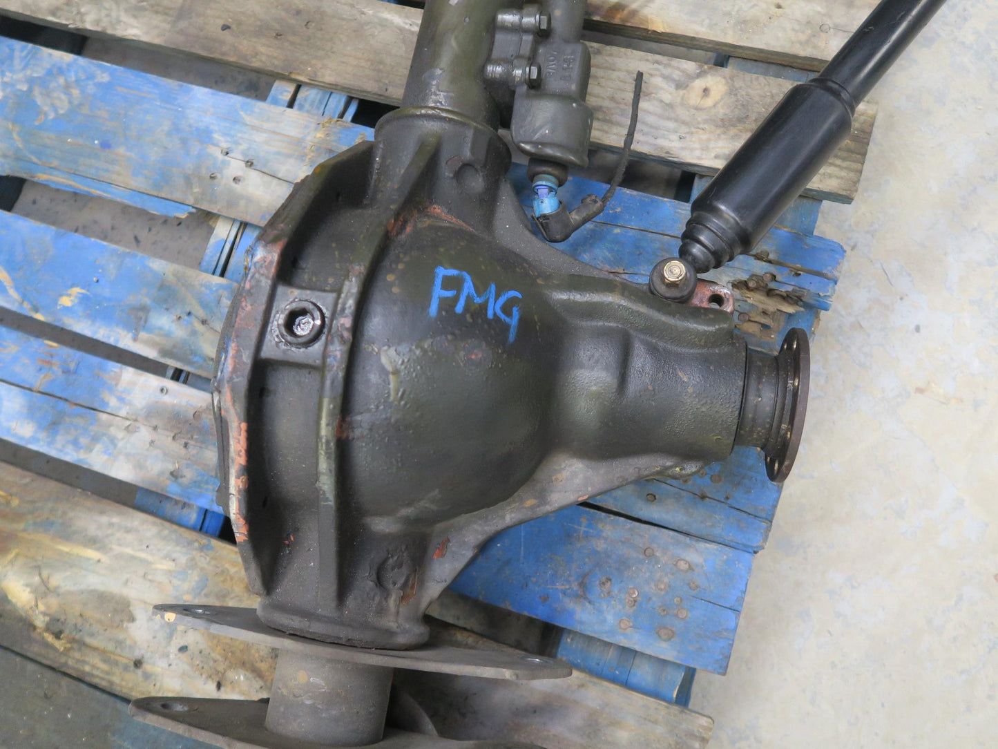 2002-2008 Mercedes W463 G500 AWD Front Axle Differential Carrier Wheel Hub Assy