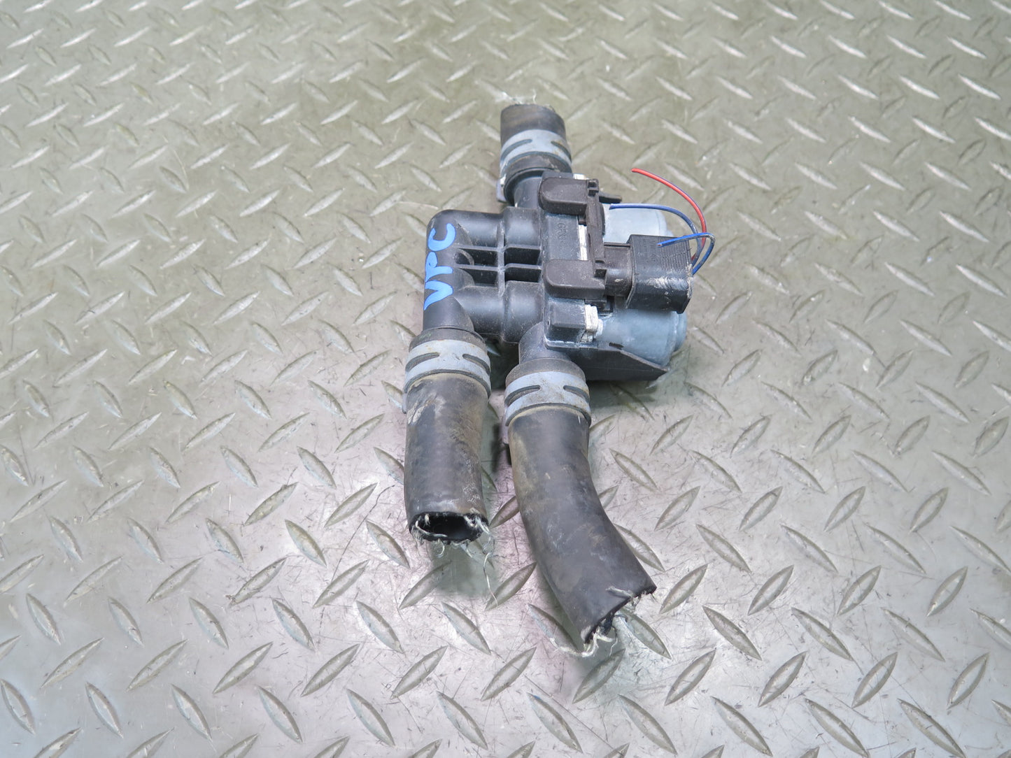 2008-2014 BMW E71 E72 X6 X6M Heater Control Water Pump 6910544