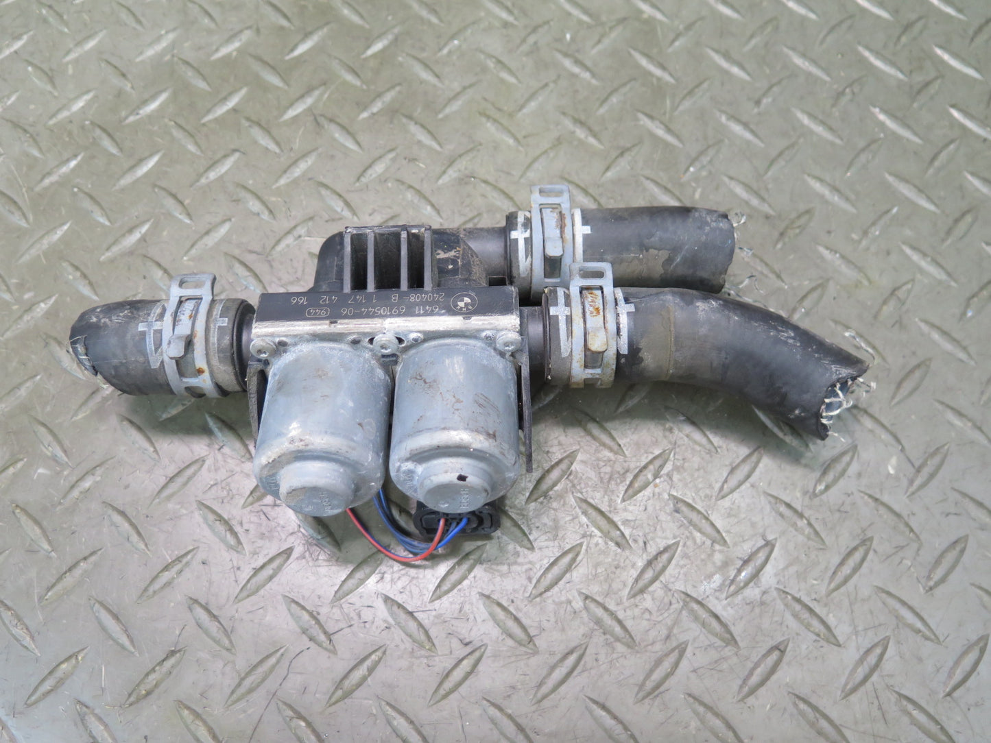 2008-2014 BMW E71 E72 X6 X6M Heater Control Water Pump 6910544