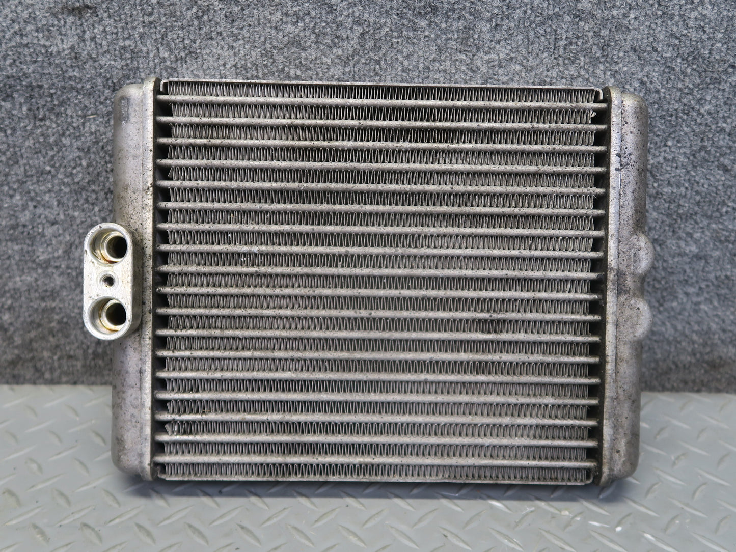 2010-2014 BMW E71 X6M S63 Engine Oil Cooler Radiator