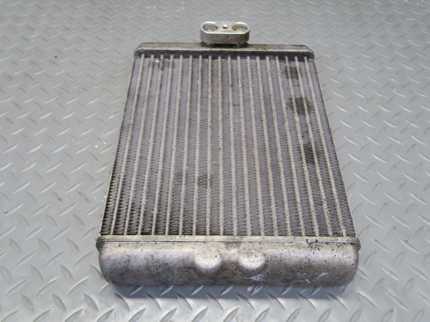2010-2014 BMW E71 X6M S63 Engine Oil Cooler Radiator