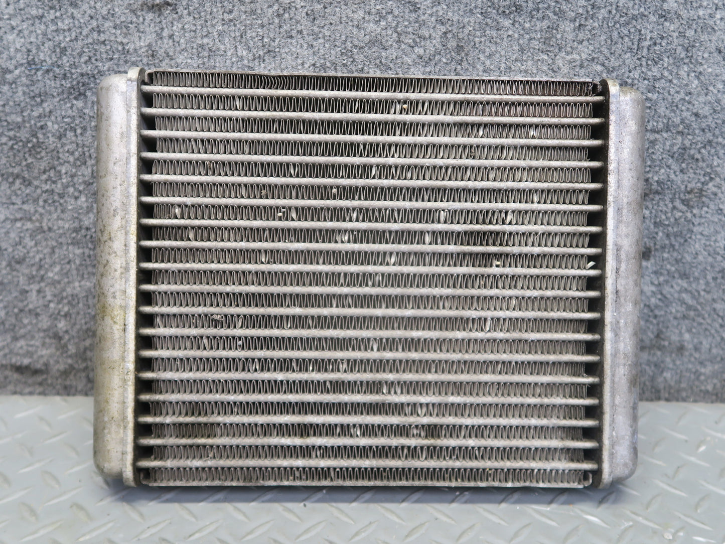2010-2014 BMW E71 X6M S63 Engine Oil Cooler Radiator