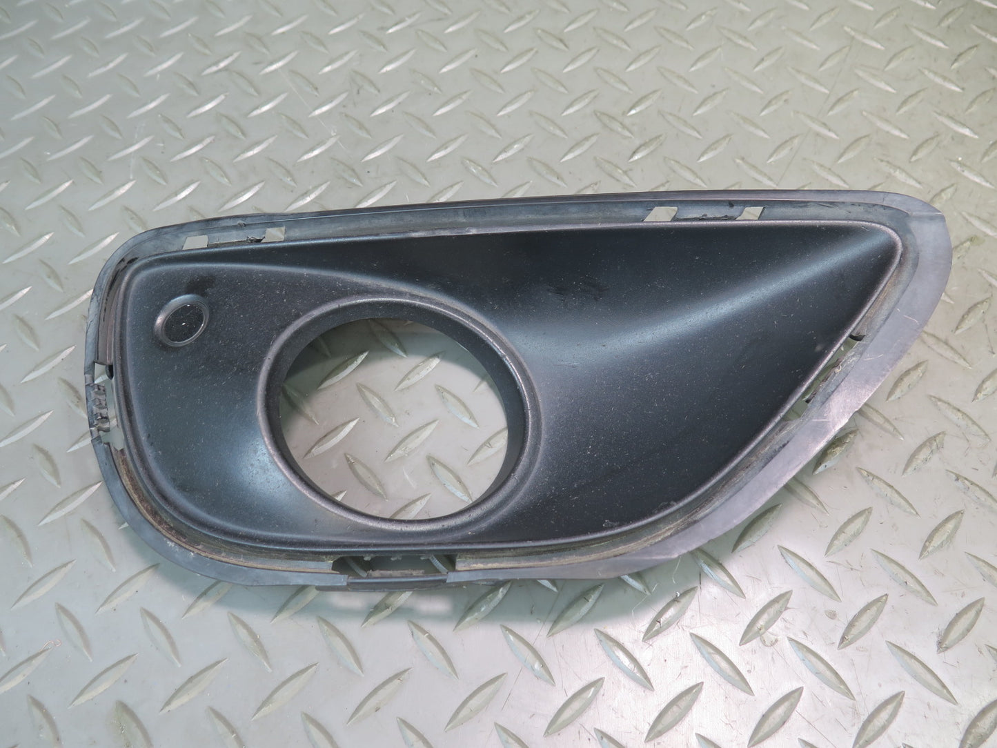 2015-2018 Porsche Cayenne 958 Front Right Bumper Lower Fog Light Grille Trim Set