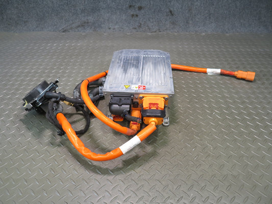 2015-2018 Porsche Cayenne S 958 E-hybrid Battery Power Voltage Charger Unit