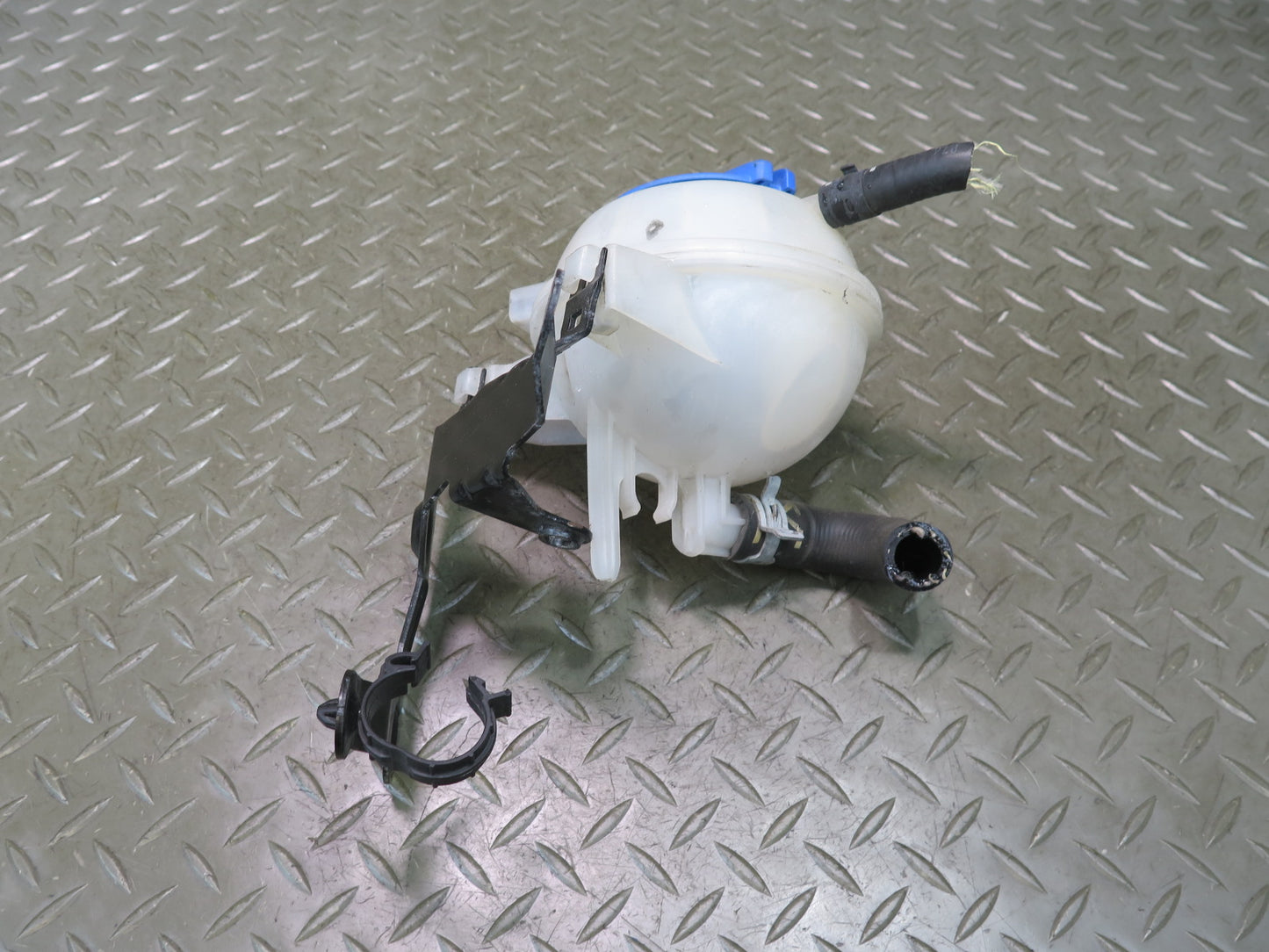 15-18 Porsche Cayenne 958 E-hybrid Engine Expansion Overflow Reservoir w Bracket