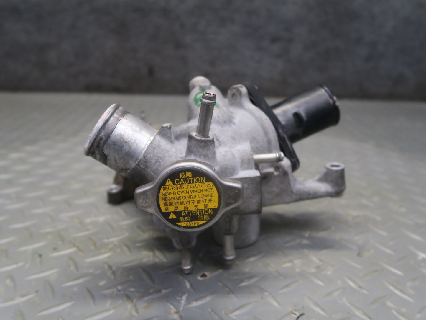 06-13 Lexus GSE20L IS250 2.5L 4GRFSE Engine Motor Coolant Thermostat OEM