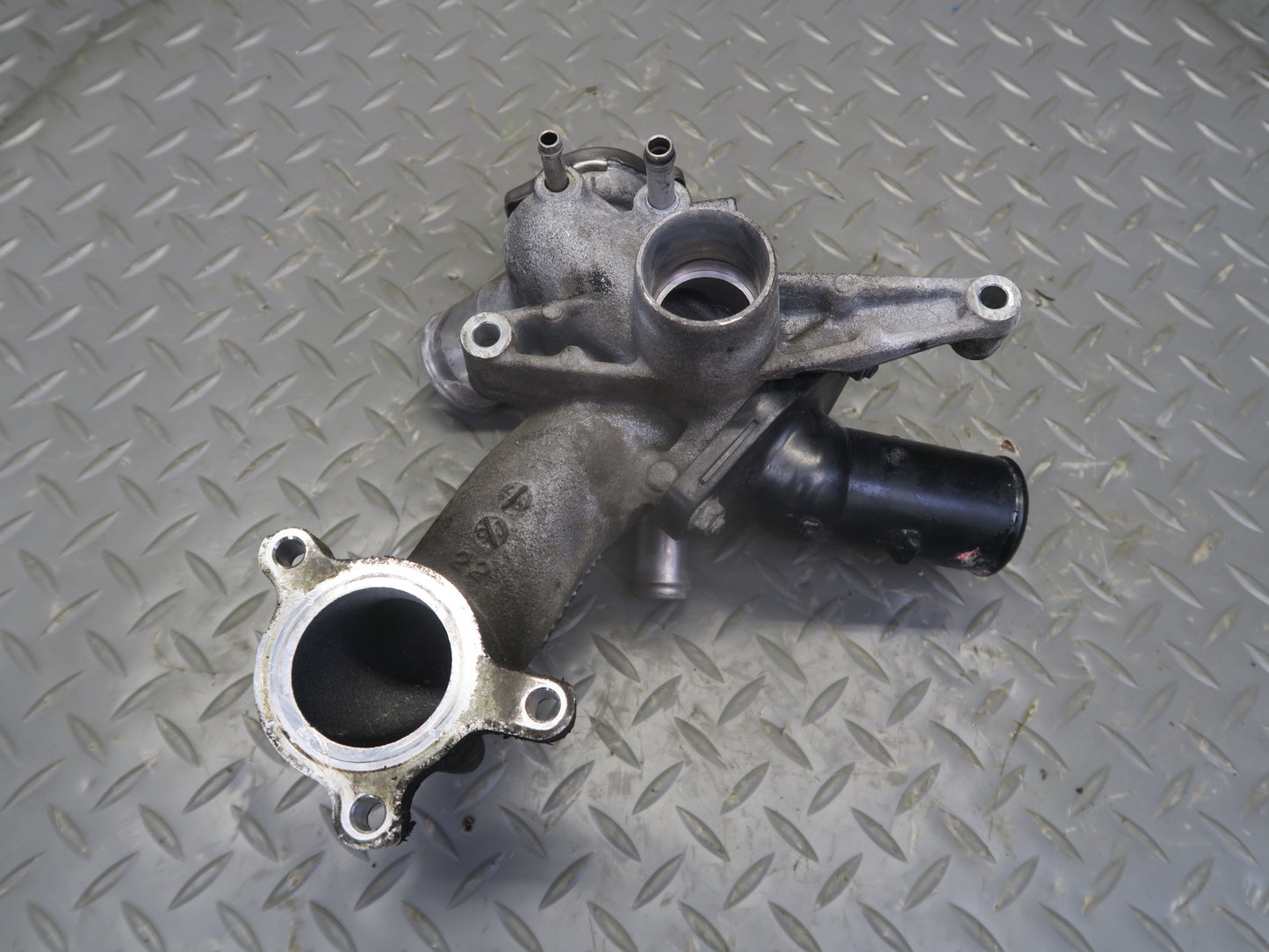 06-13 Lexus GSE20L IS250 2.5L 4GRFSE Engine Motor Coolant Thermostat OEM