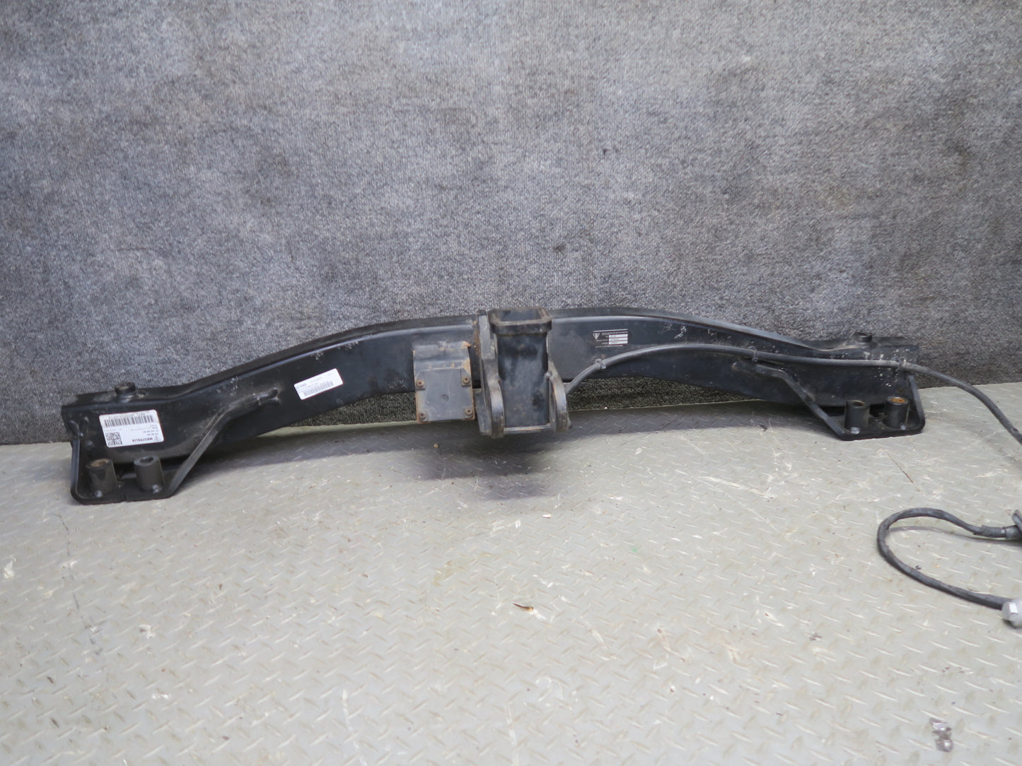 2011-2018 Porsche Cayenne 958 Rear Trailer Hitch Bumper Reinforcement Impact Bar