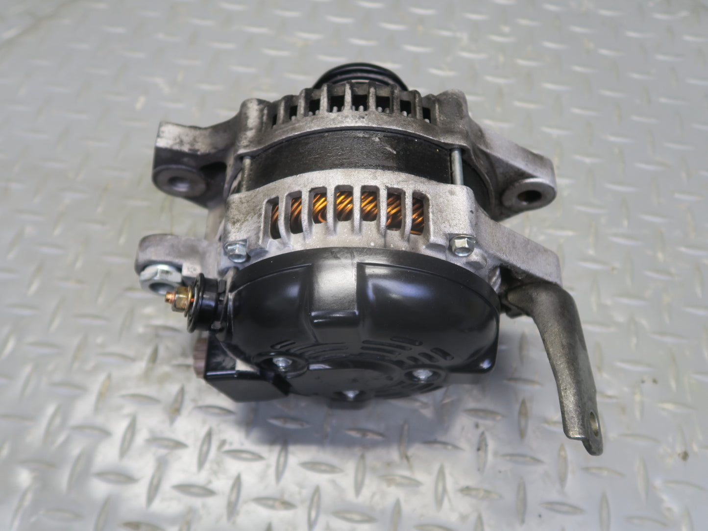 10-13 Lexus IS250 GSE20L 2.5L 4GRFSE Convertible Engine Generator Alternator OEM