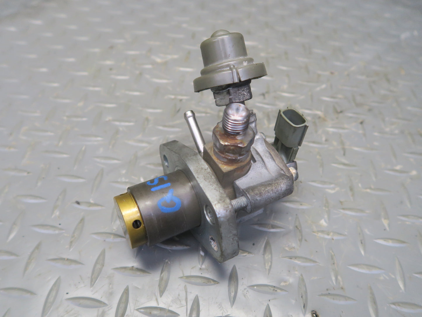 10-13 Lexus IS250 2.5L 4GRFSE High Pressure Fuel Pump w Pipe Line Set OEM