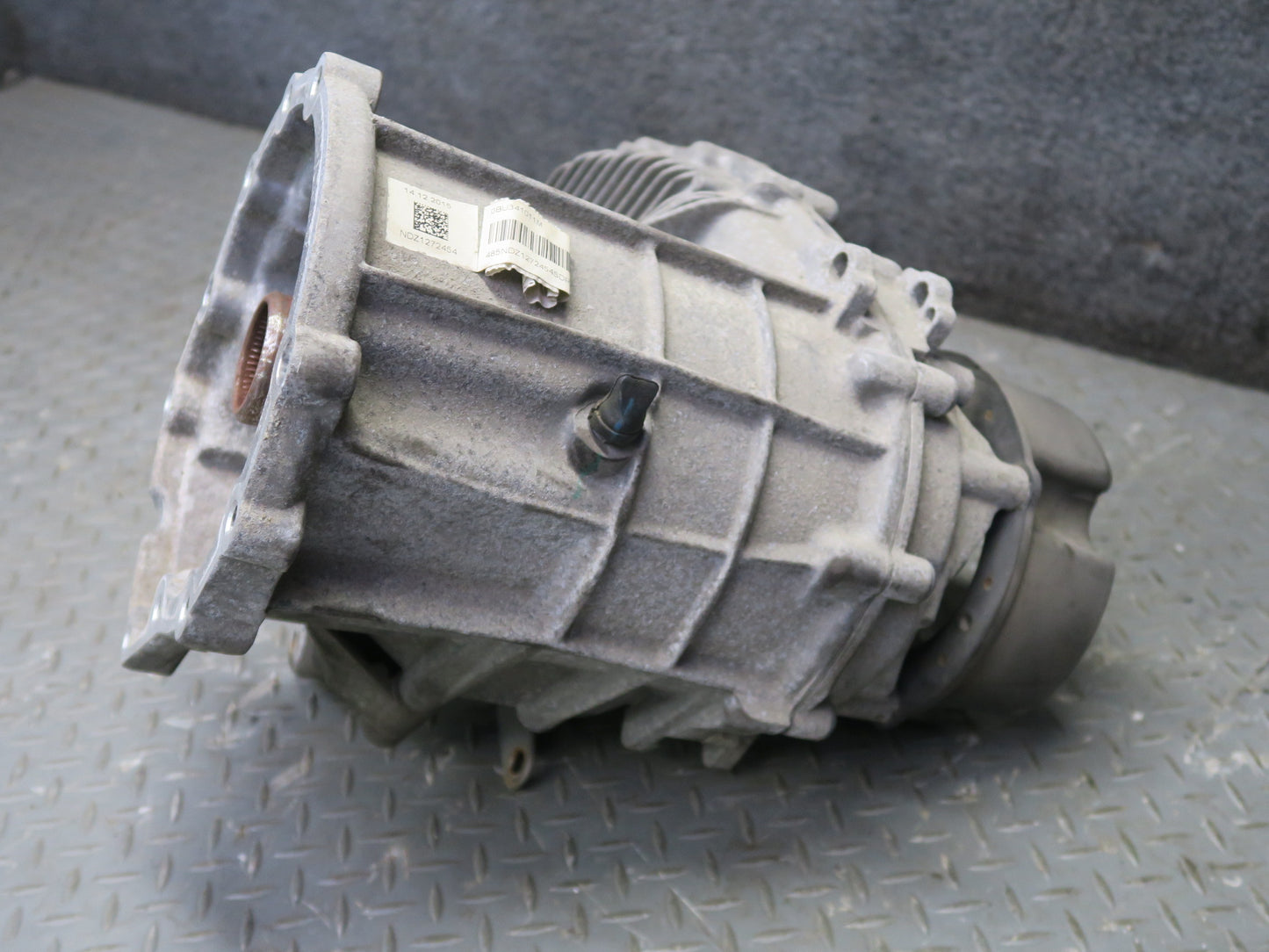 2011-2018 Porsche Cayenne S 958 E-hybrid Transmission Transfer Case Box 127K