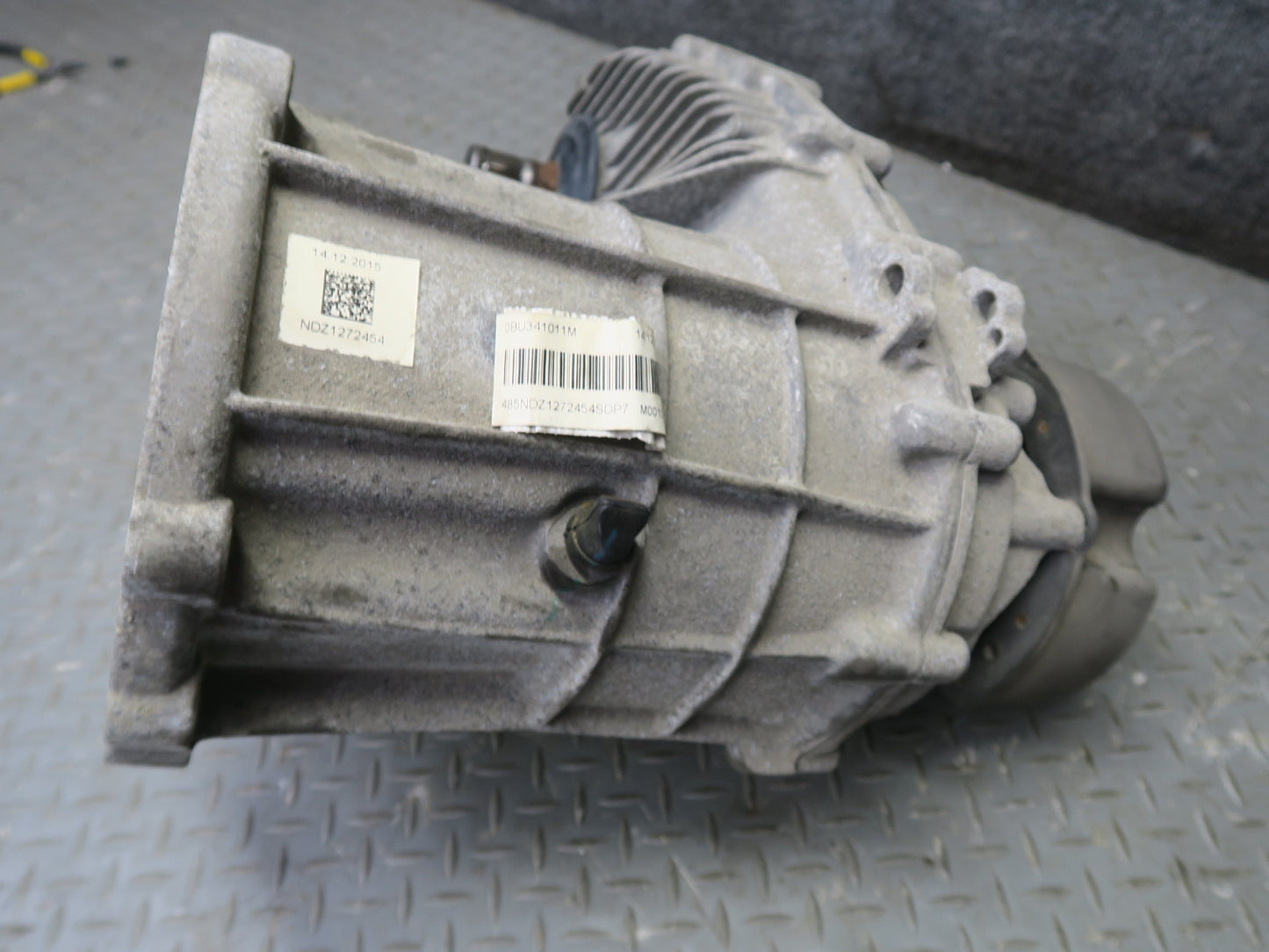 2011-2018 Porsche Cayenne S 958 E-hybrid Transmission Transfer Case Box 127K
