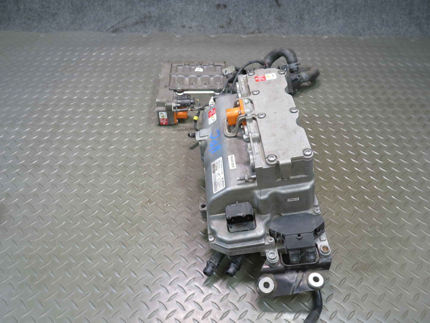 2014-2016 Porsche Cayenne S 958 Hybrid Battery Power Inverter Heat Exchanger Set