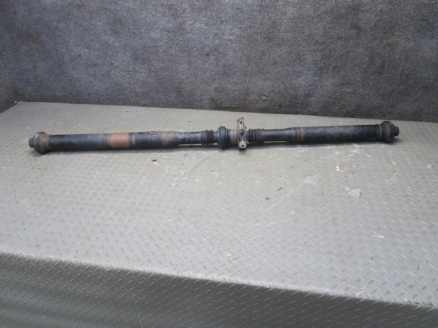 2011-2018 Porsche Cayenne 958 Hybrid AWD Rear Drive Shaft Driveshaft 7P0521102Q