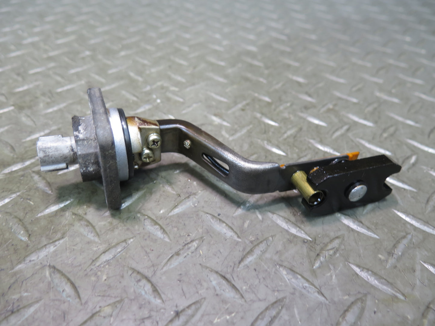 06-13 Lexus GSE20L IS350 IS250 Engine Oil Level Sensor OEM