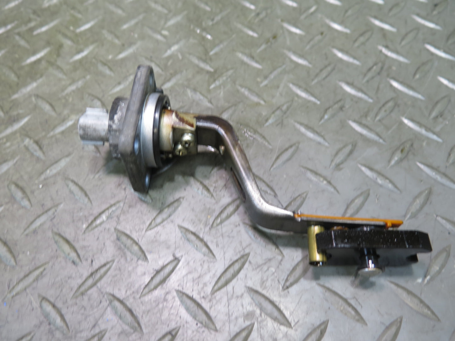 06-13 Lexus GSE20L IS350 IS250 Engine Oil Level Sensor OEM