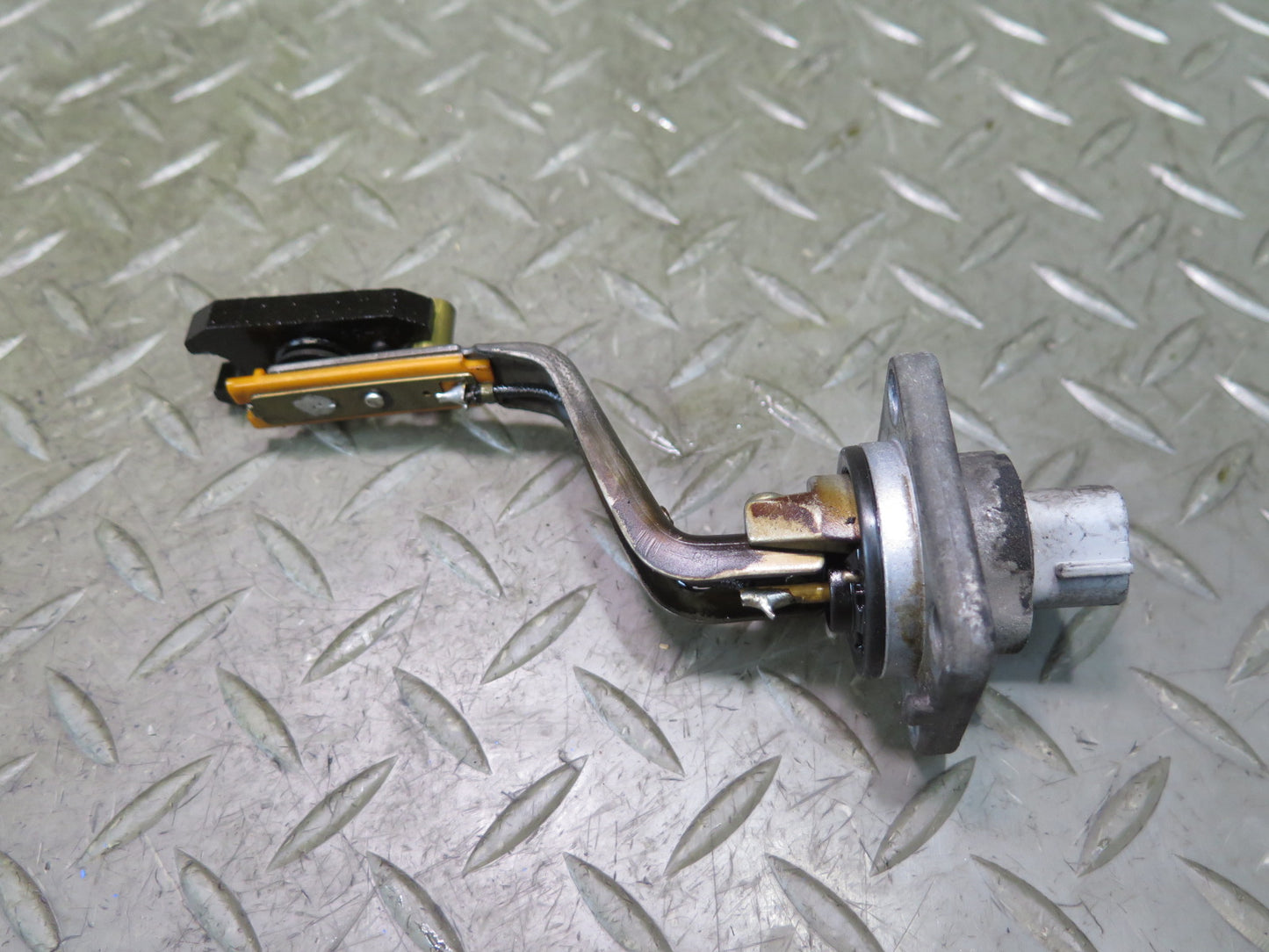 06-13 Lexus GSE20L IS350 IS250 Engine Oil Level Sensor OEM