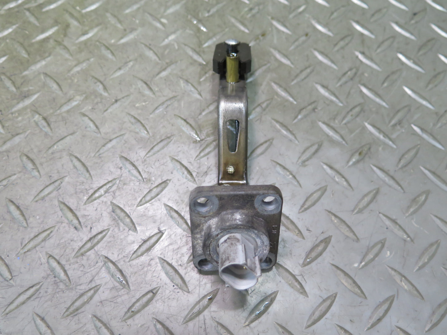 06-13 Lexus GSE20L IS350 IS250 Engine Oil Level Sensor OEM
