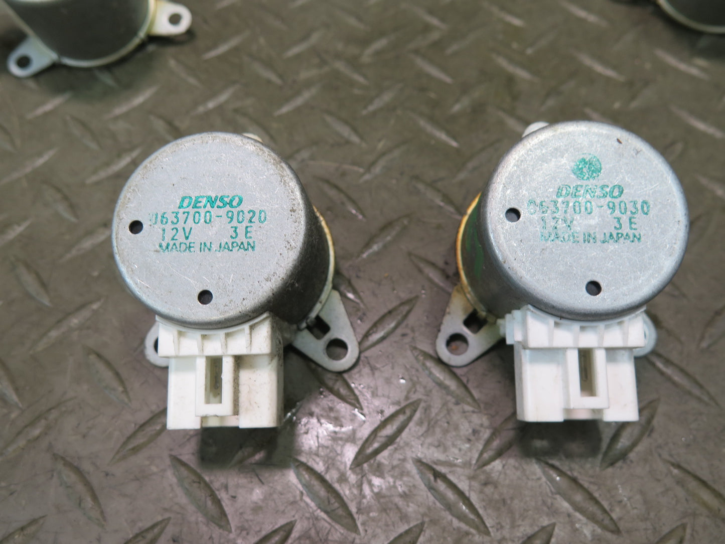 01-06 Lexus UCF30L LS430 Set of 8 A/C Heater Flap Door Actuator Motor OEM