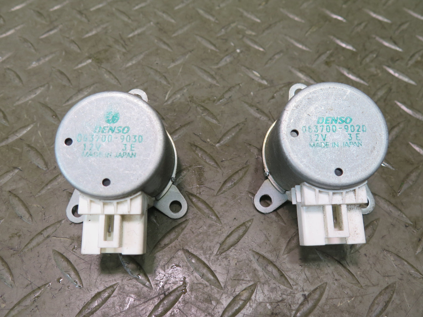 01-06 Lexus UCF30L LS430 Set of 8 A/C Heater Flap Door Actuator Motor OEM