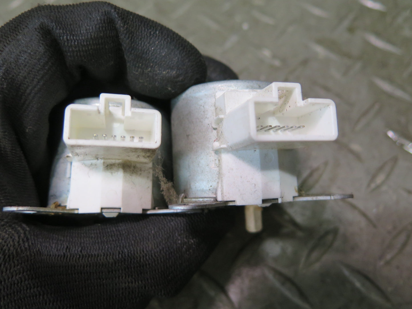 01-06 Lexus UCF30L LS430 Set of 8 A/C Heater Flap Door Actuator Motor OEM