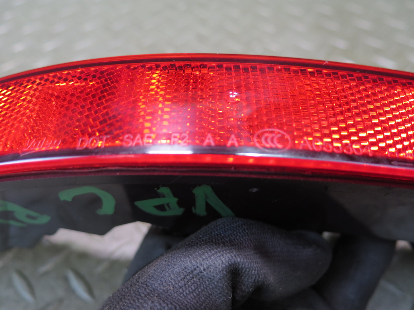 2015-2018 Porsche Cayenne 958 Rear Right & Left Bumper Reflector Light Lamp Set