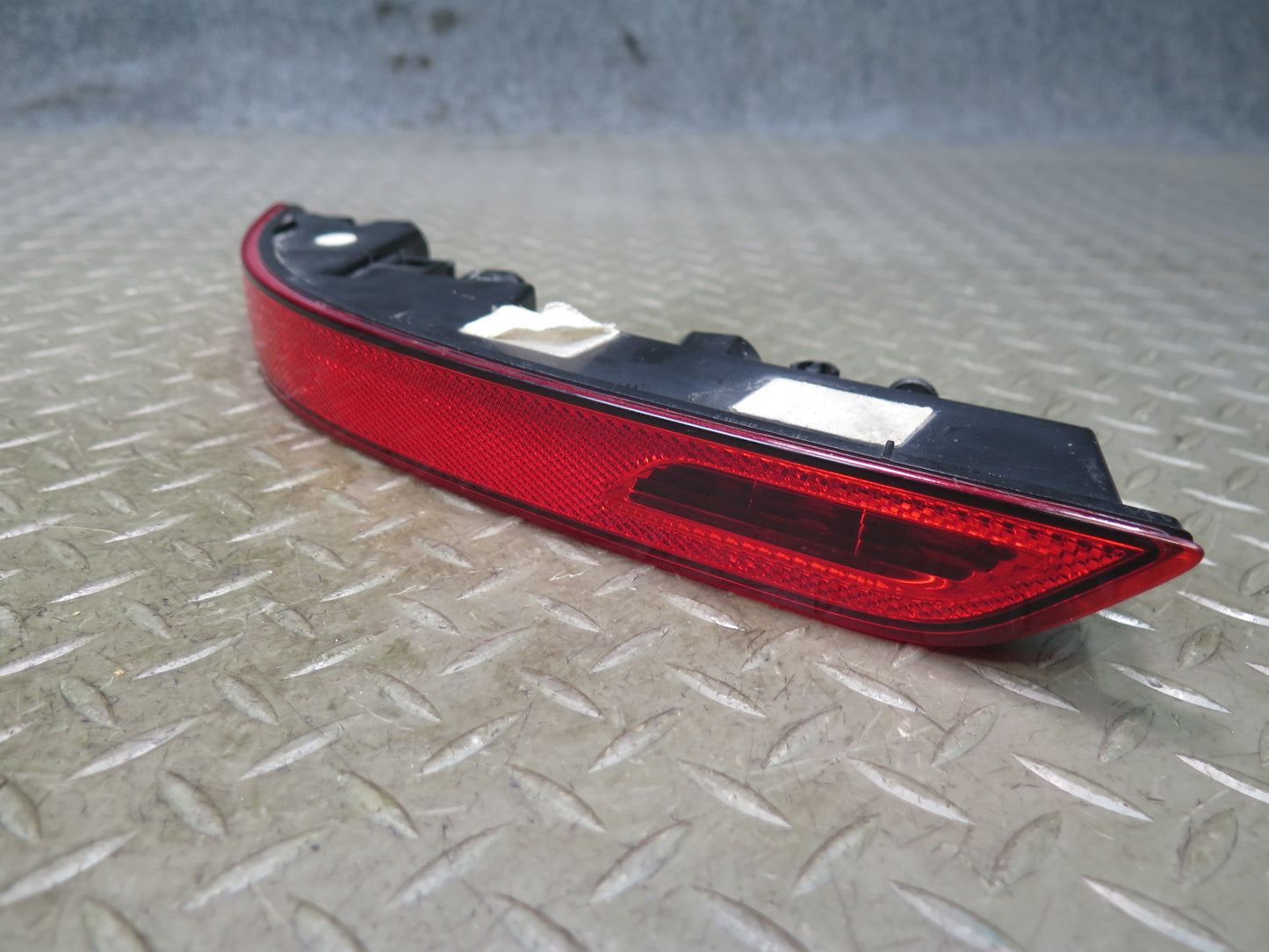 2015-2018 Porsche Cayenne 958 Rear Right & Left Bumper Reflector Light Lamp Set
