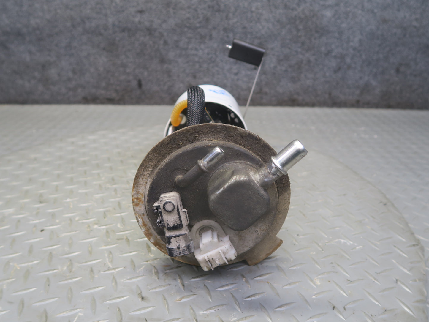 2005-2007 Hummer H2 6.0L Fuel Pump Level Sensor Assembly