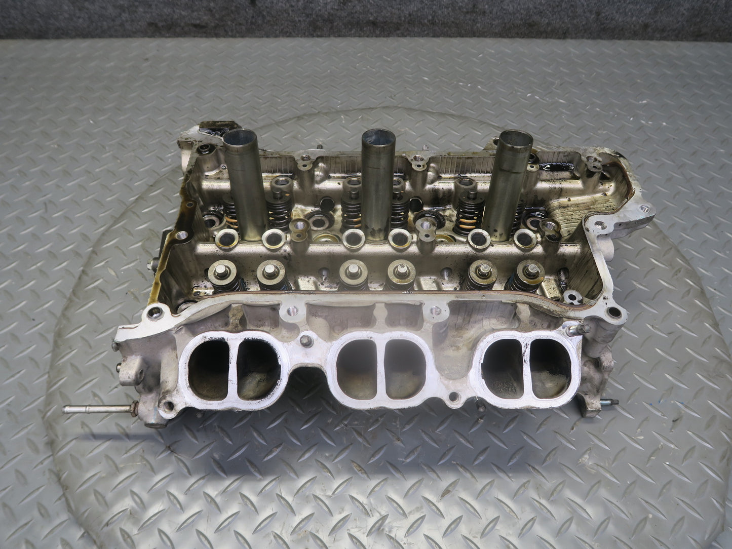06-13 Lexus IS250 GSE20L 4GRFSE 2.5L Right Engine Cylinder Head OEM