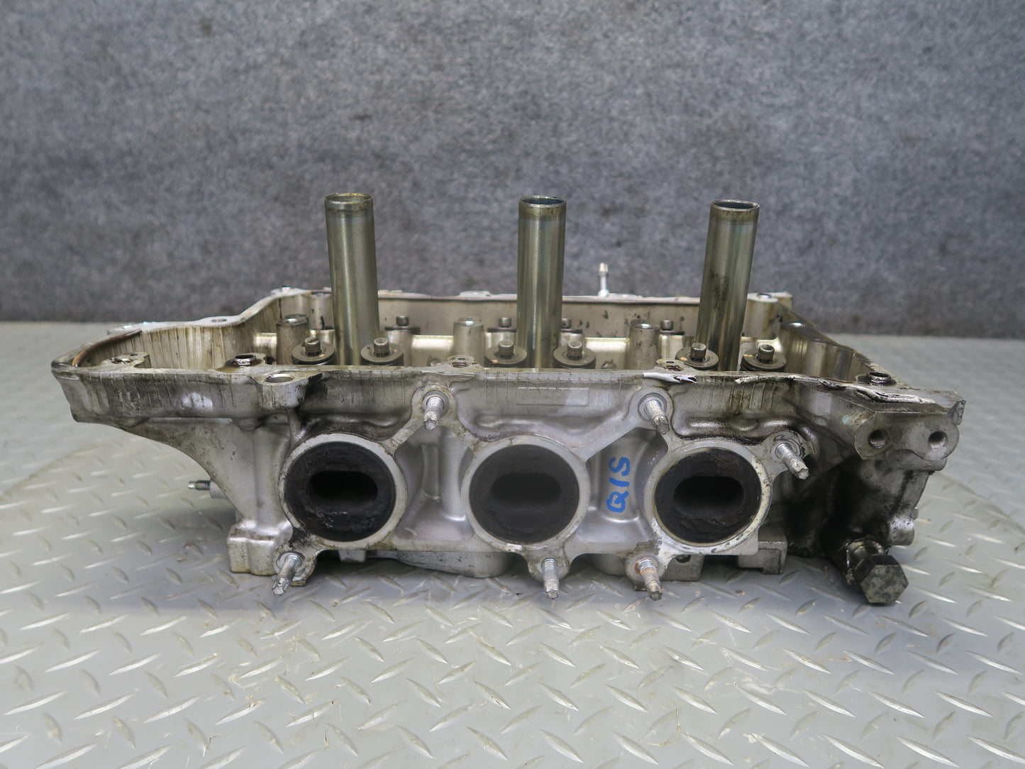 06-13 Lexus IS250 GSE20L 4GRFSE 2.5L Right Engine Cylinder Head OEM