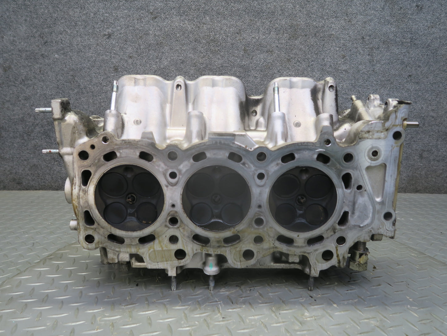 06-13 Lexus IS250 2.5L 4GRFSE Left Engine Cylinder Head OEM