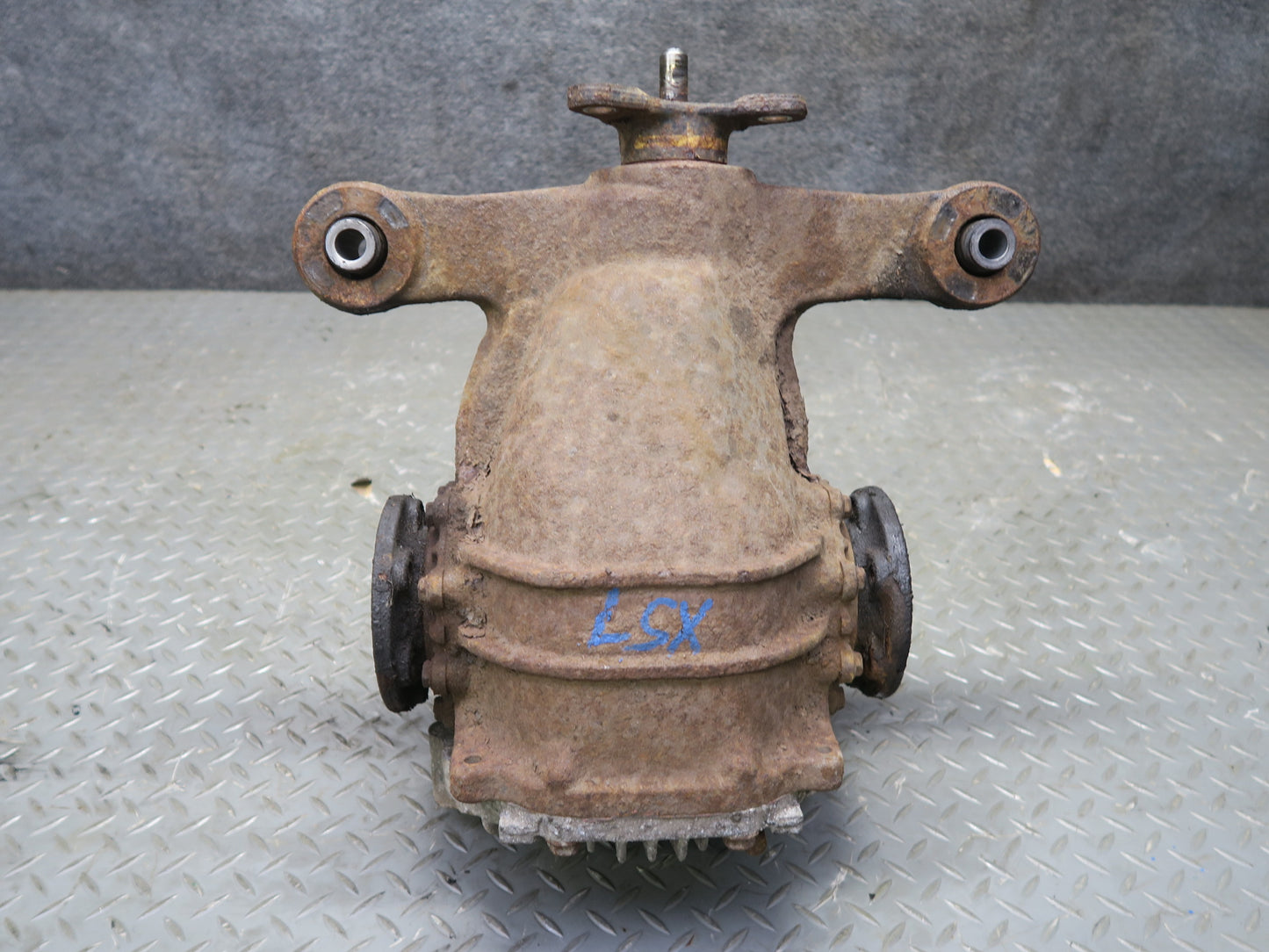 01-03 Lexus UCF30L LS430 Rear Differential Carrier 3.266 Ratio 129K Miles OEM