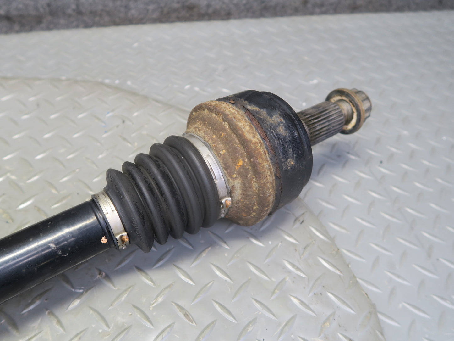 2011-2018 Porsche Cayenne 958 Hybrid AWD Rear Right Side Axle Half Shaft 127K