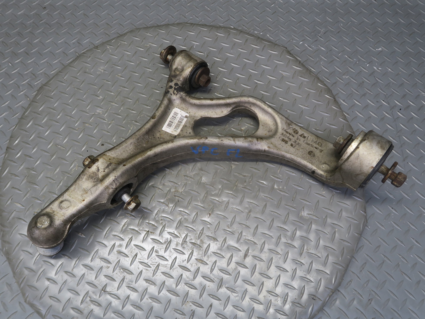 2011-2018 Porsche Cayenne 958 Front Left Upper & Lower Control Arm Set