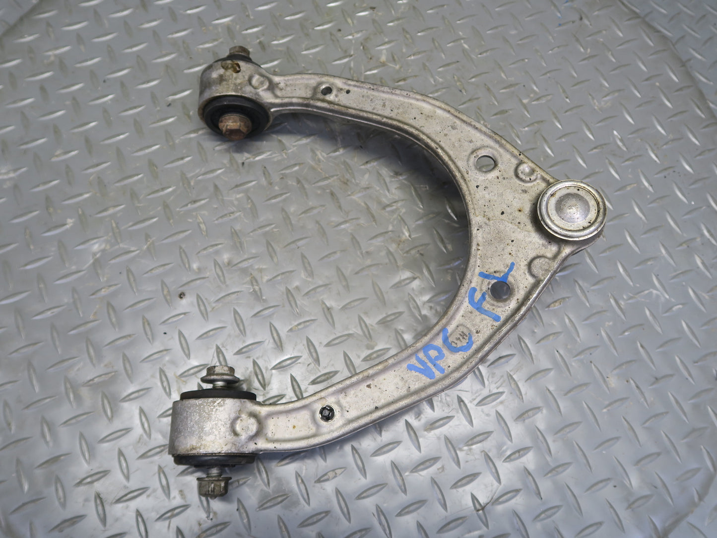 2011-2018 Porsche Cayenne 958 Front Left Upper & Lower Control Arm Set