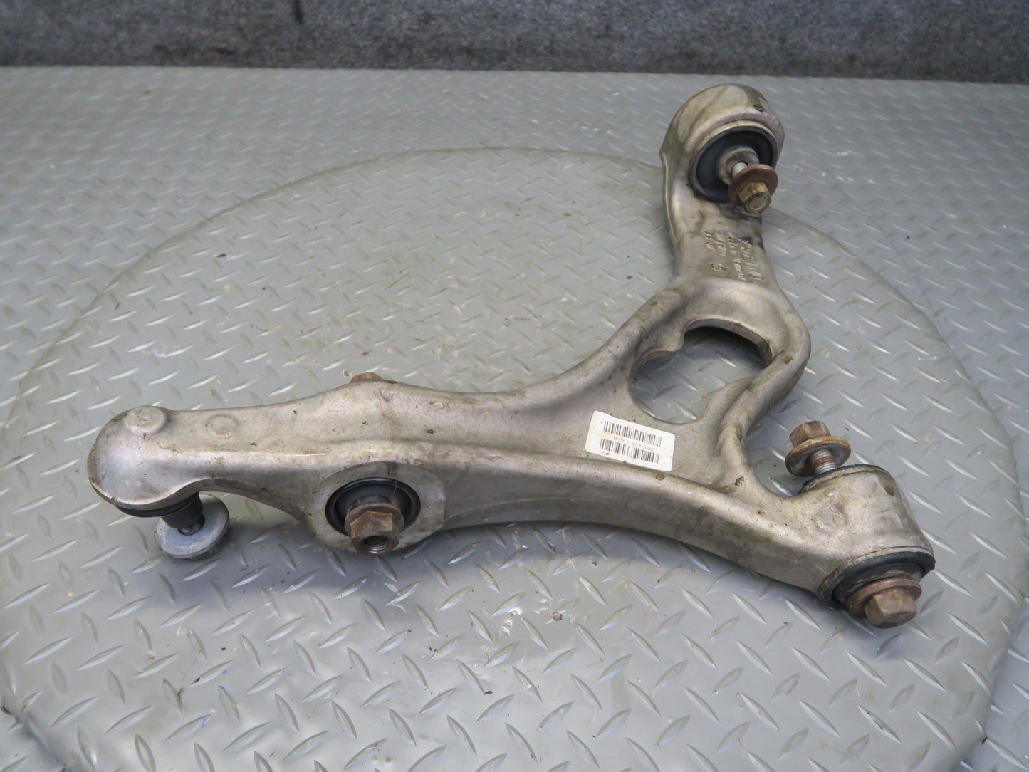 2011-2018 Porsche Cayenne 958 Front Right Upper & Lower Control Arm Set