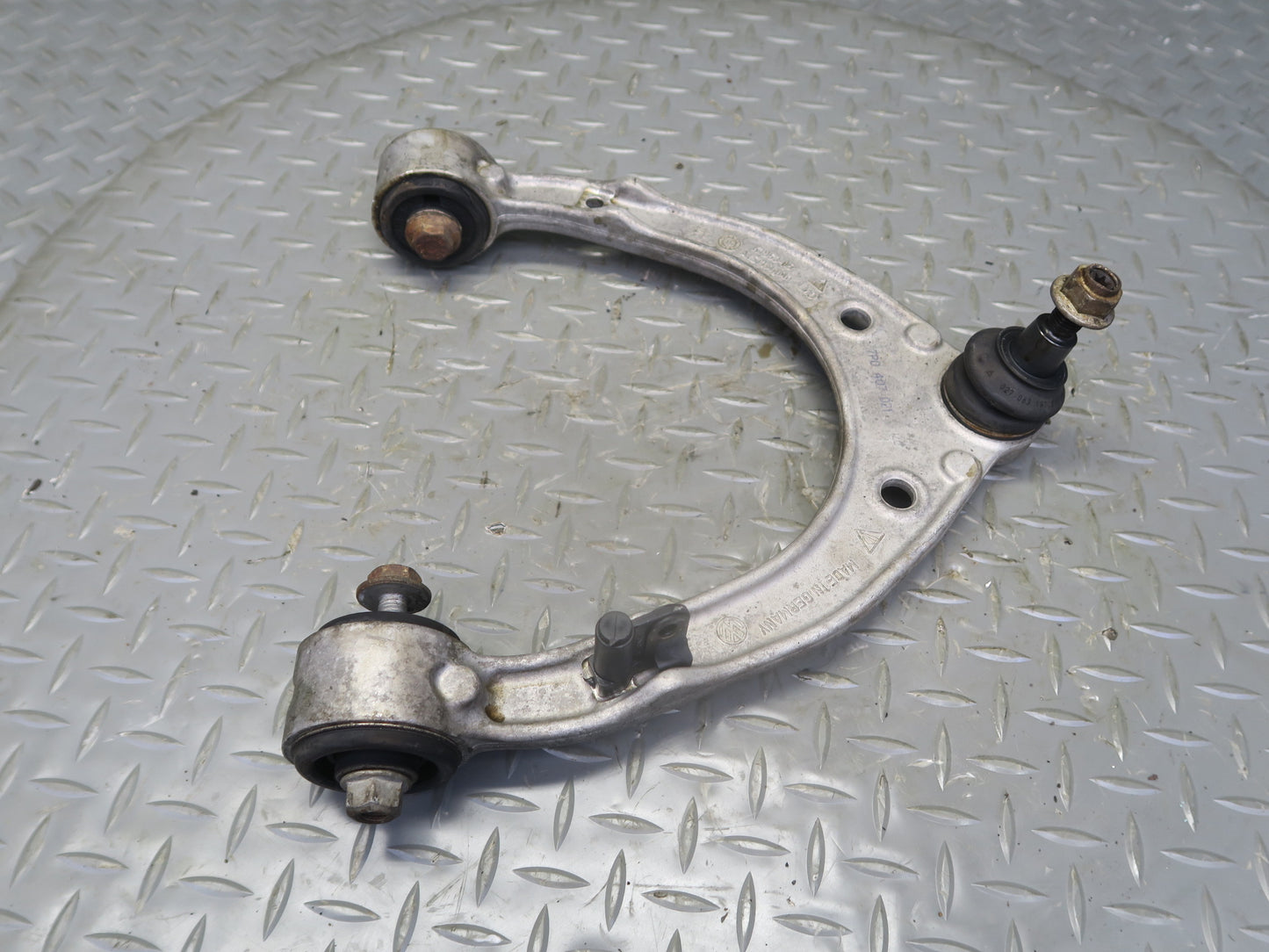 2011-2018 Porsche Cayenne 958 Front Right Upper & Lower Control Arm Set